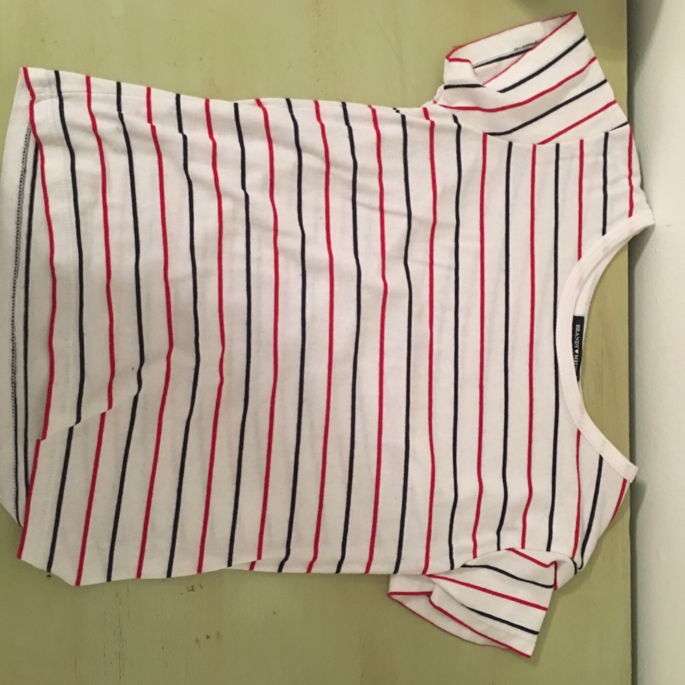 brandy melville t-shirt